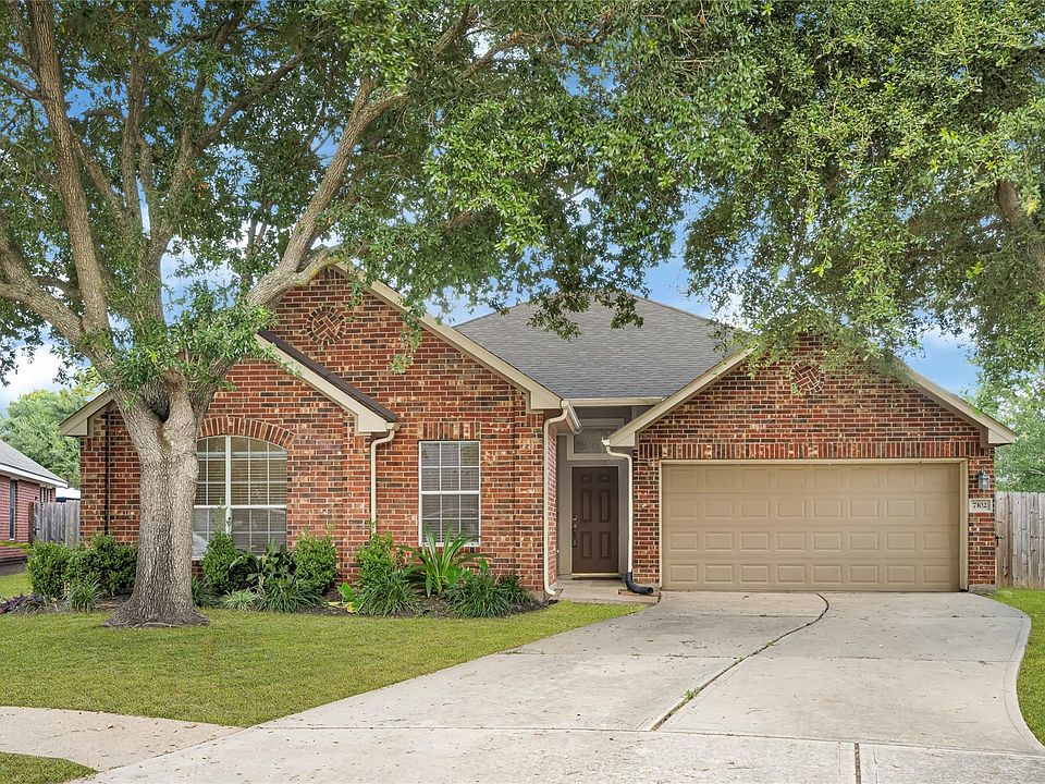 1st image of 7102 Hollow Field Ln