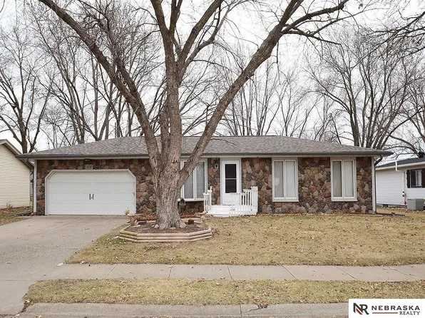 1616 Northridge Rd, Beatrice, NE 68310
