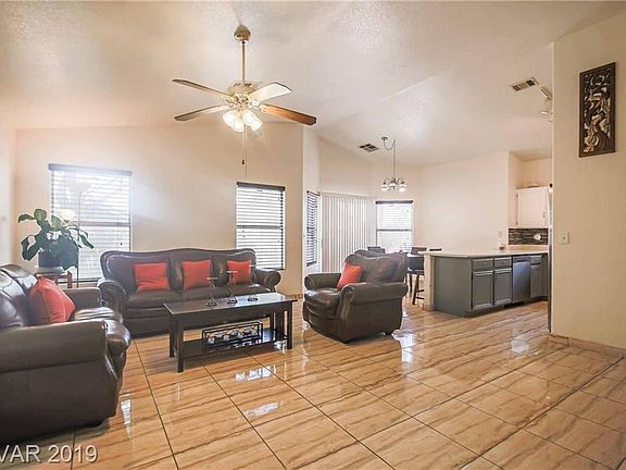 2nd image of 6422 Eagle Creek Ln