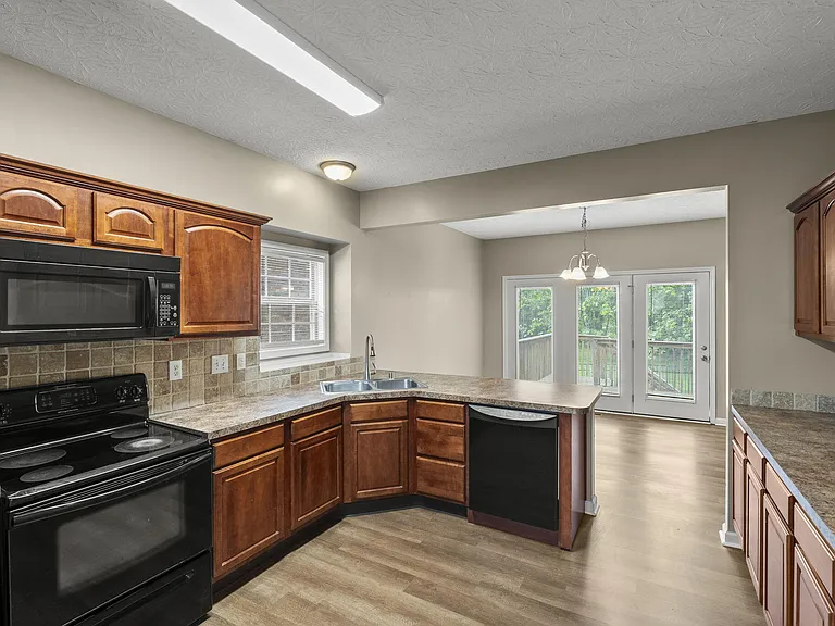 777 Maidencane Dr — Photo 8