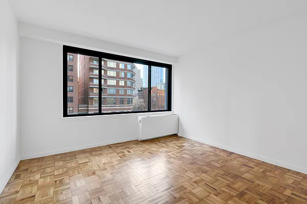 Rented by Cooper & Cooper Real Estate | media 23