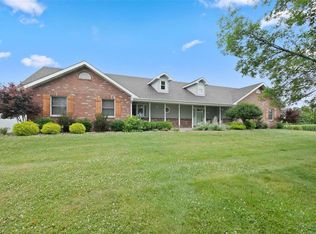 9137 N State Route 94, West Alton, MO 63386
