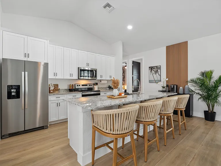 23080 W El Dorado Ave — Photo 8