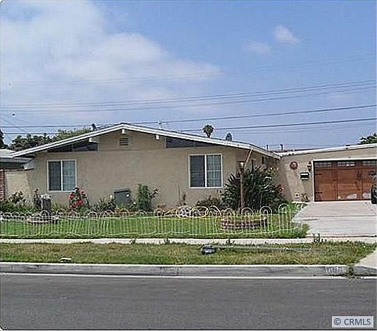 1st image of 5865 Los Encinos St