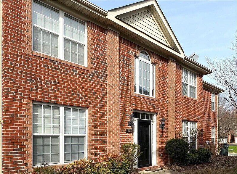 1st image of 1008 Skiffs Landing Ln #1