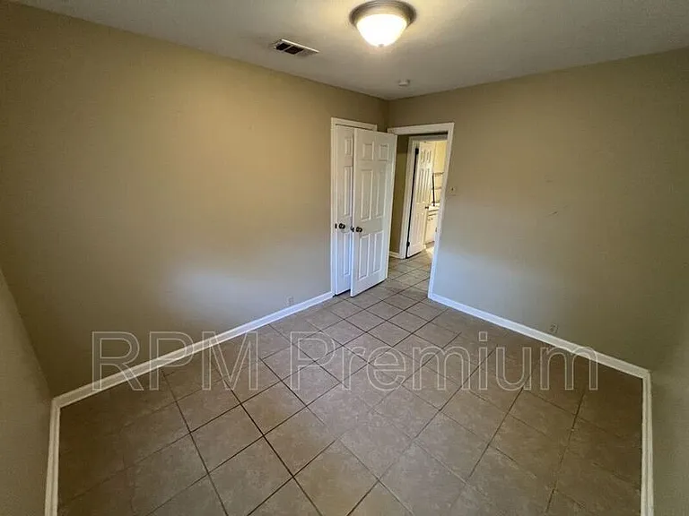 3280 Crestaire Dr — Photo 18