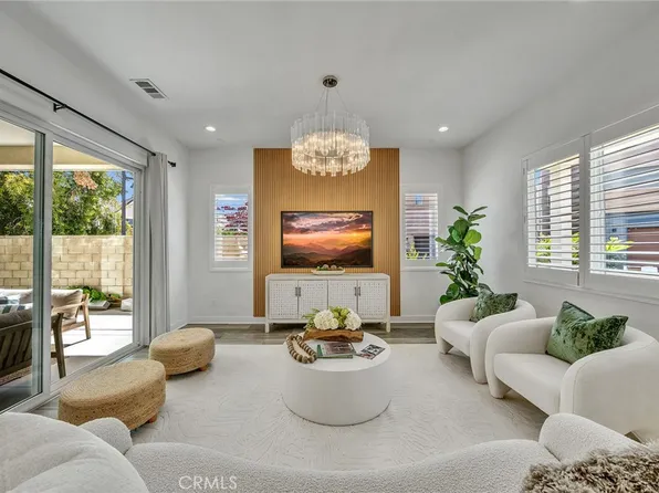 446 Chorus, Irvine, CA 92618