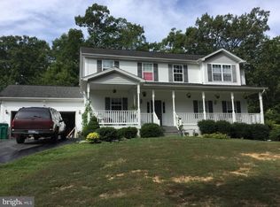 18401 Matthews Dr, Lexington Park, MD 20653