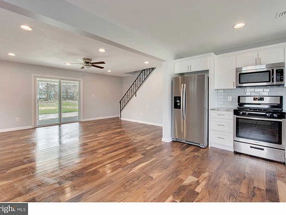 4th image of 6 Southampton Dr