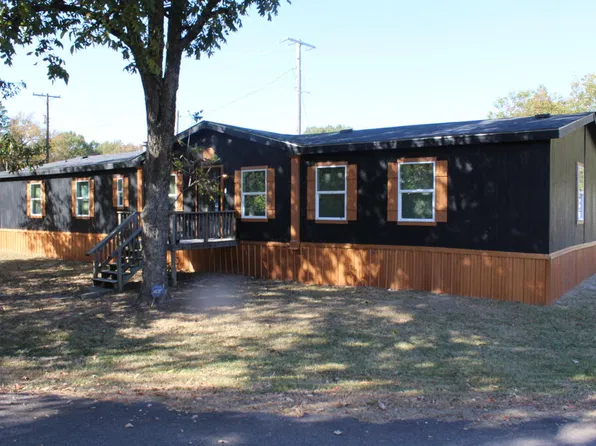 417 W Olive St, Prescott, AR 71857