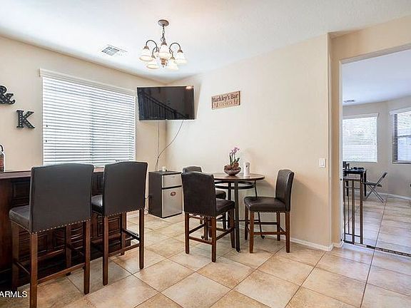 5th image of 43 W Aster Dr