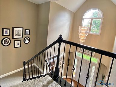 7524 Valhalla Dr, Maumee, OH 43537 | Zillow