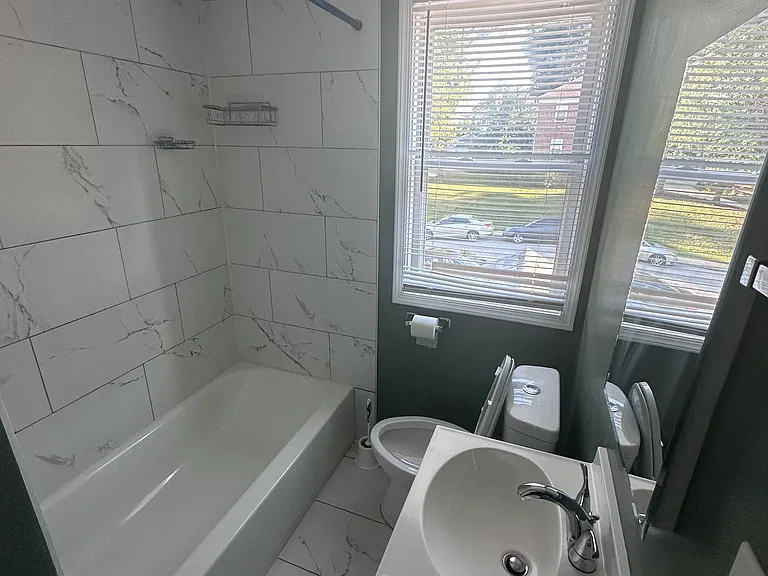 322 E Belvedere Ave #2 — Photo 9