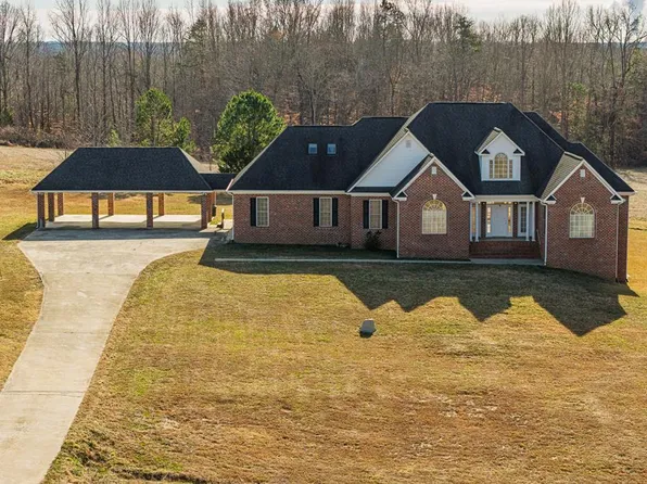 1105 Brooklyn Rd, Sutherlin, VA 24594