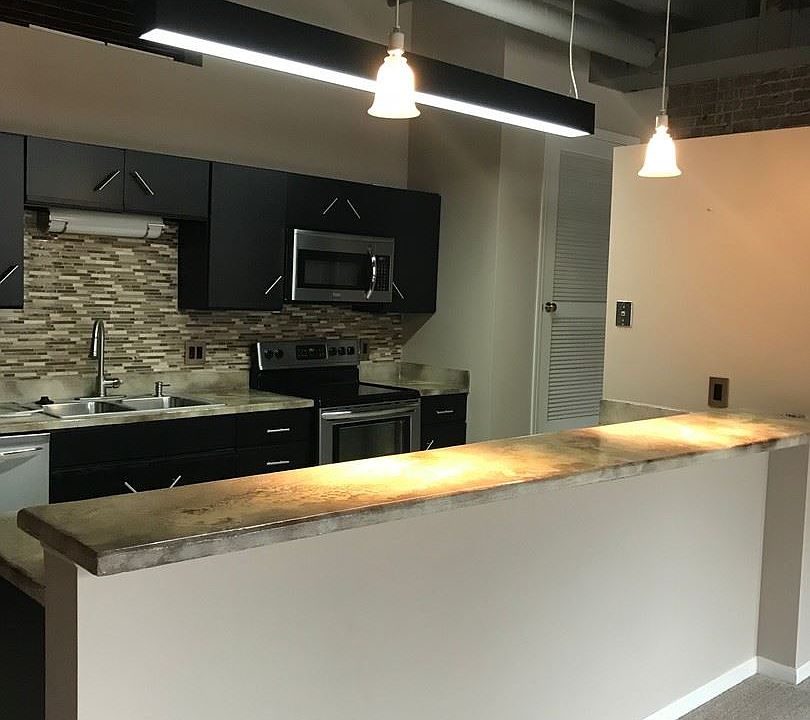 1st image of 1105 Harney St APT 504
