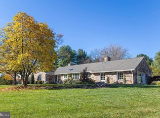 26 Red Fox Dr, New Hope, PA 18938