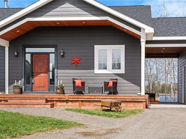 22 Douglas Ln, Weldford, NB E4T 0E4