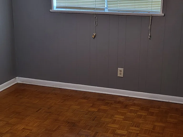574 Lula Ln — Photo 8