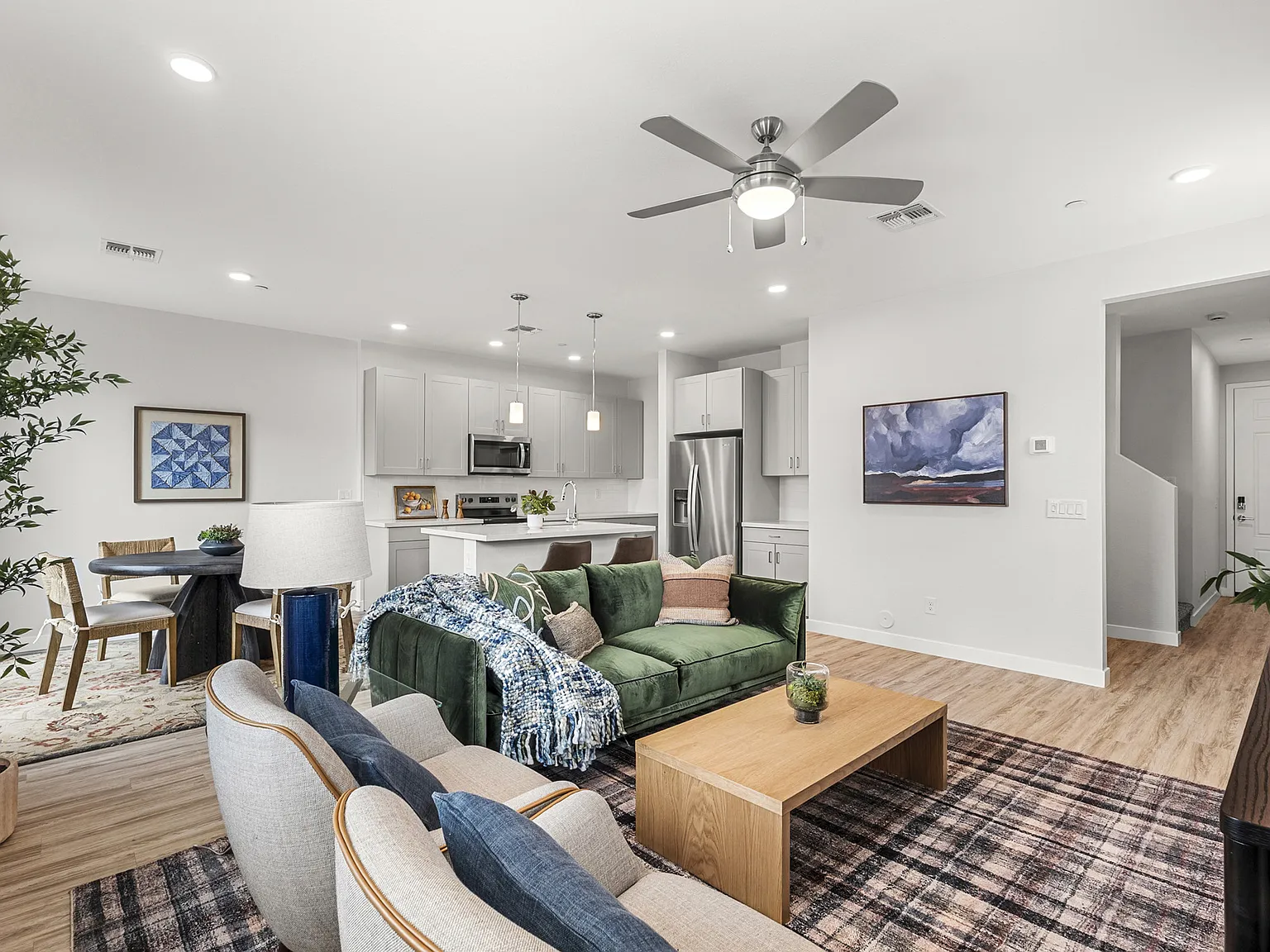 Avalon Townhomes — Photo 4