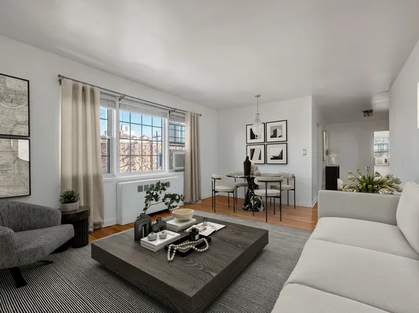 25 Burns Street image 1 of 19