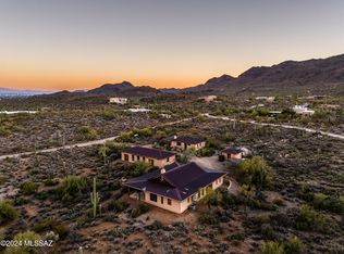 6510 W Banded Gecko Way, Tucson, AZ 85745