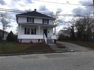 18 Brookwood Rd, Cranston, RI 02910