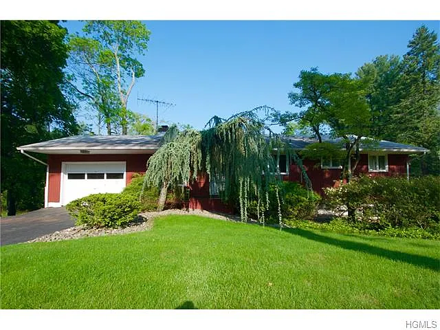 104 Wydendown Rd photo 1