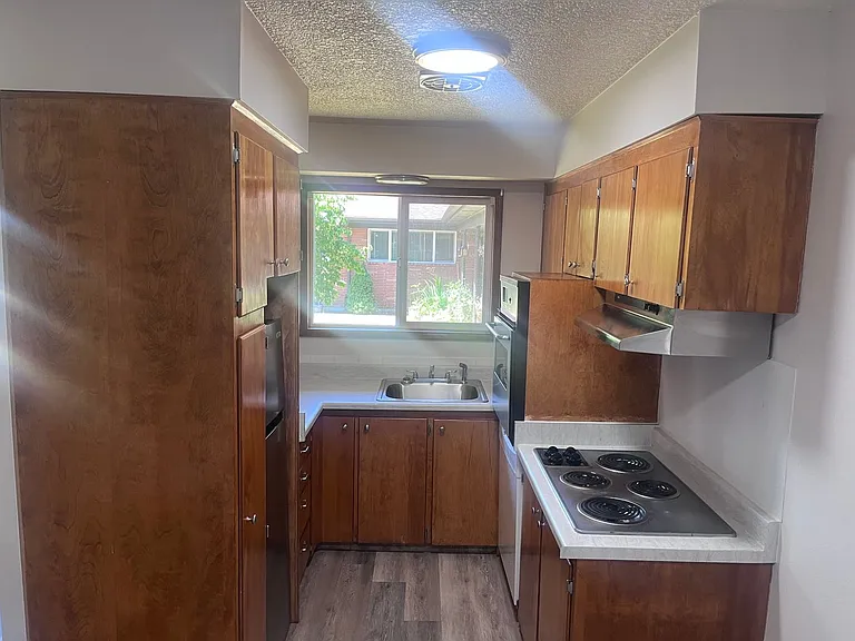 Mid Century Cool in SE Pdx — Photo 6