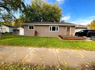 2208 Carney Ave, Marinette, WI 54143