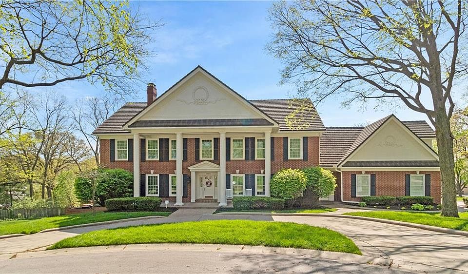 8335 Maplewood Dr, Lenexa, KS 66215 Zillow