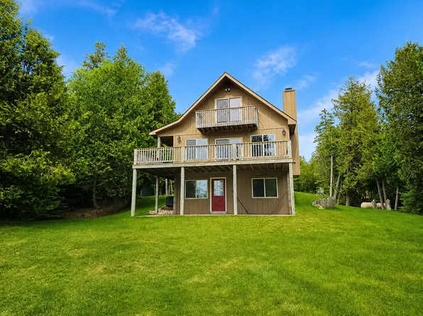 1397 W Pte La Barbe Rd, Saint Ignace, MI 49781