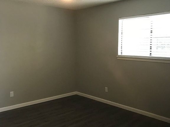 5th image of 100 Cloudhaven Dr APT 106