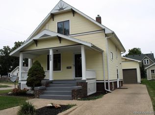 889 W North St, Galesburg, IL 61401