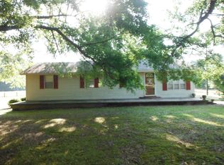 2563 S Little River Rd, Forest, MS 39074