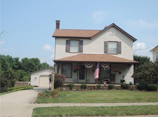 100 Center St, Struthers, OH 44471