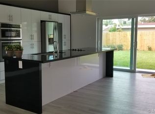 1220 N 73rd Way, Hollywood, FL 33024