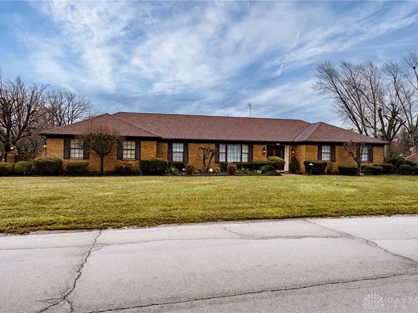 1961 Cortina Dr, Dayton, OH 45459