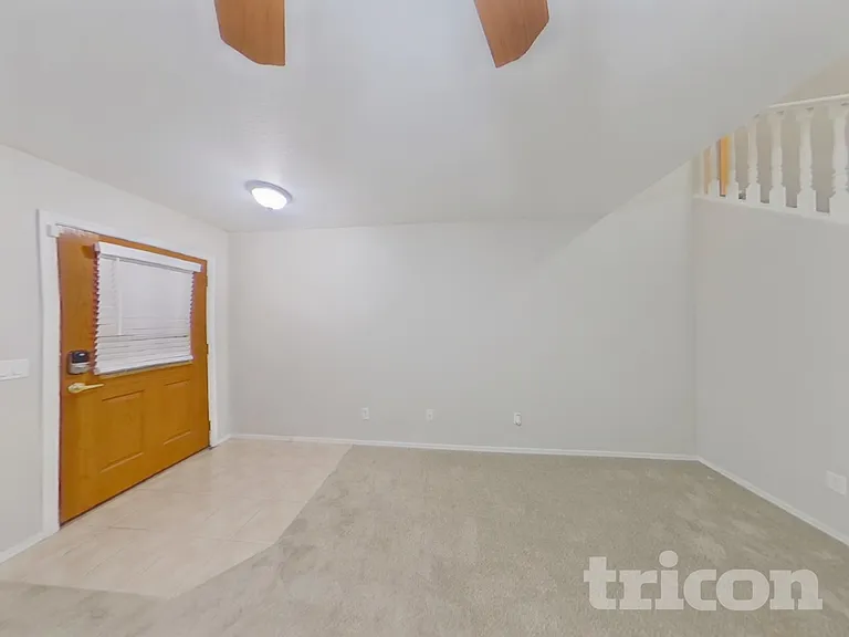 16036 N 11th Ave #1050 — Photo 3