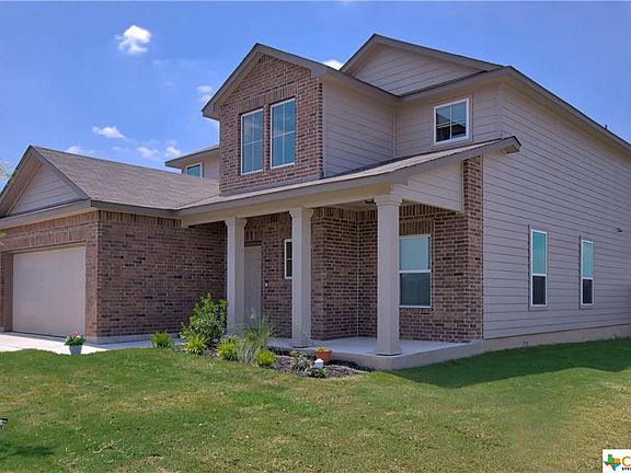 3rd image of 1001 Clarkston Dr