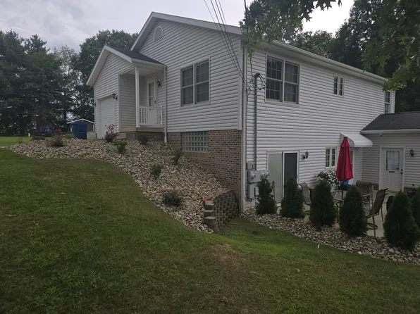 2919 Cliftmont Ave NE, Canton, OH 44705