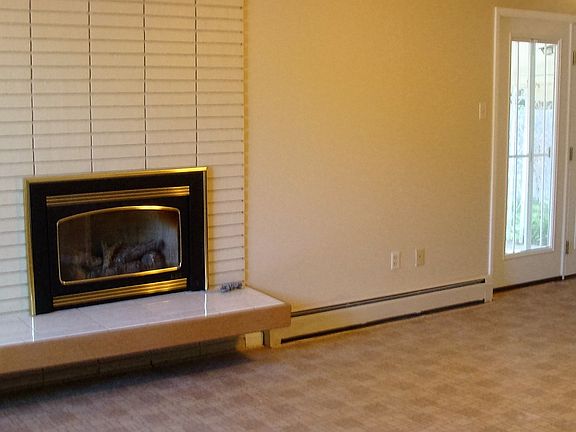 5th image of 1610 S Kearney St