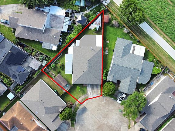 2nd image of 6643 Briar Glade Drive