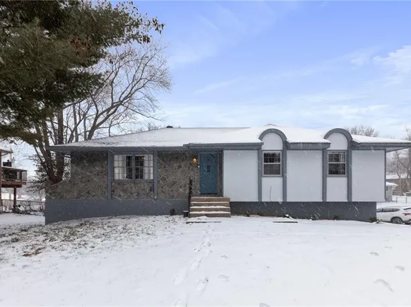 2525 S Whitney Ave, Independence, MO 64057