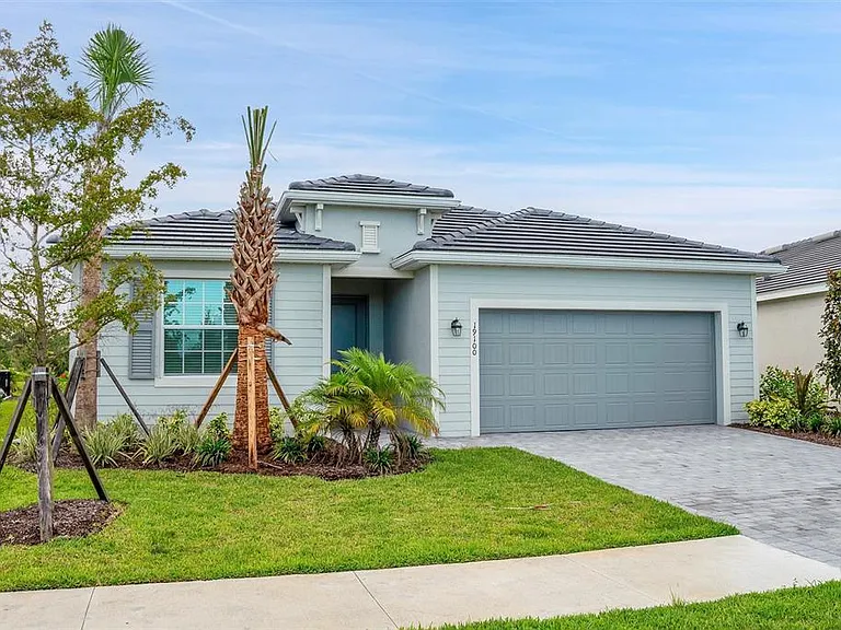 19100 Moscato Ct — Photo 1