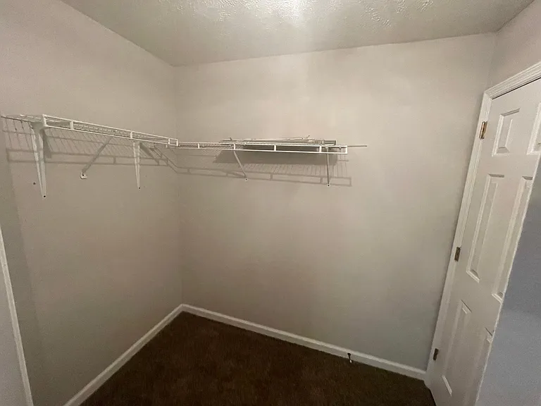 1013 Cobble Pl — Photo 27
