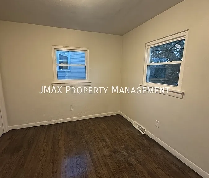 4206 Vermont Ave NW #4206 VERMONT AVE NW — Photo 4