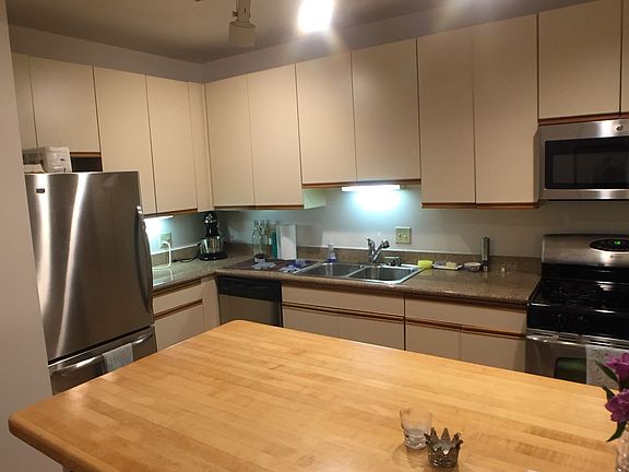 5th image of 443 W Eugenie St APT 1E