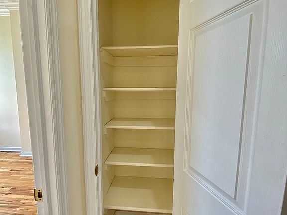 4th image of 225 W 121st St #3A