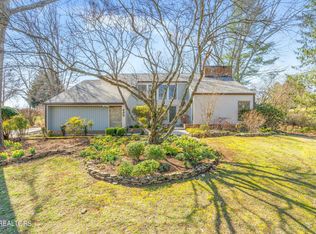 403 Orchard Knob Rd, Clinton, TN 37716