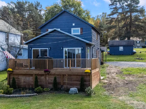 1066 E Eschbach Rd, Saint Marys, PA 15857